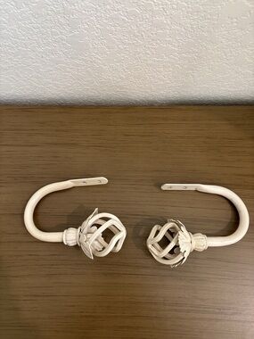 Decorative Shabby Chic Curtain Holdbacks - Pair